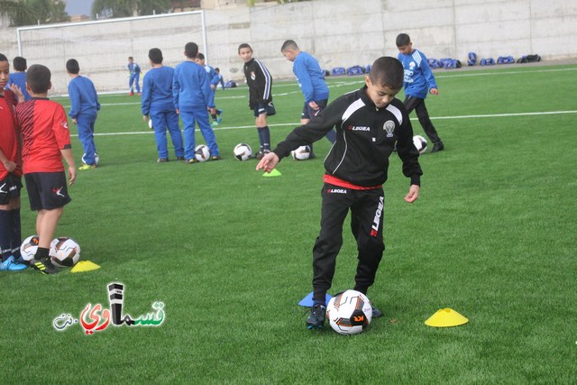  فيديو : الاولاد شكرا عموعادل والرئيس في افتتاح الملعب  تكفيني هذه الابتسامة لأولادنا , ومن اجلها سأعمل المزيد مبروك لبلدي  .. 